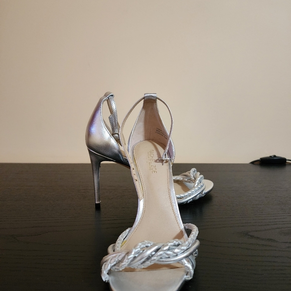 Heels - Picture 8 of 8